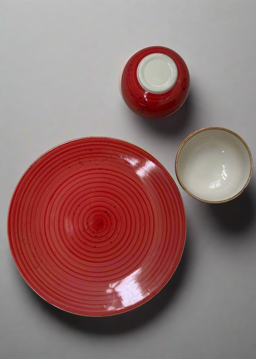 Crimson Swirl Dinner Set