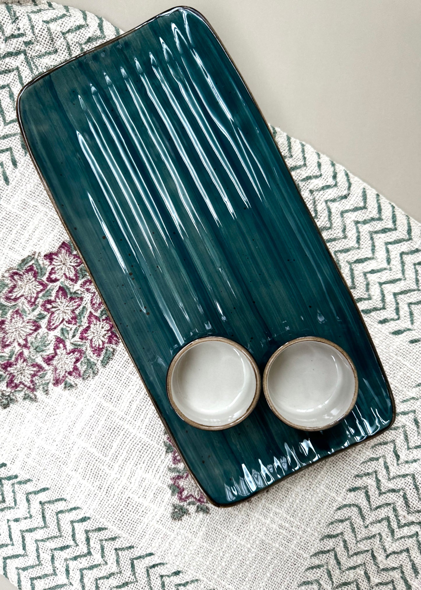 Teal Platter with Dip Bowls