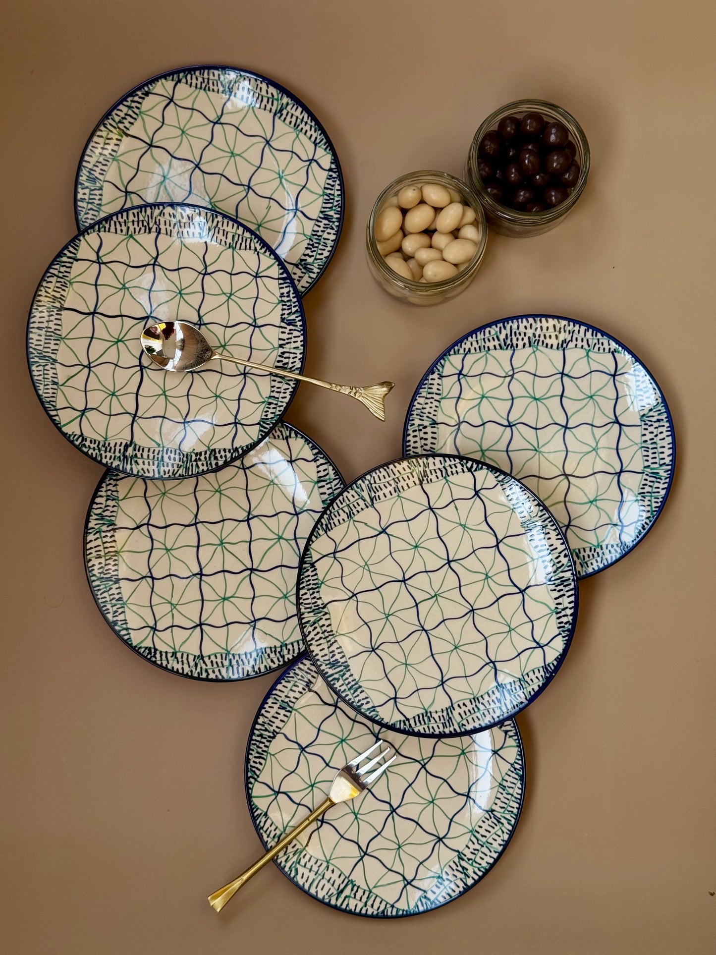 Doodle Quarter Plates