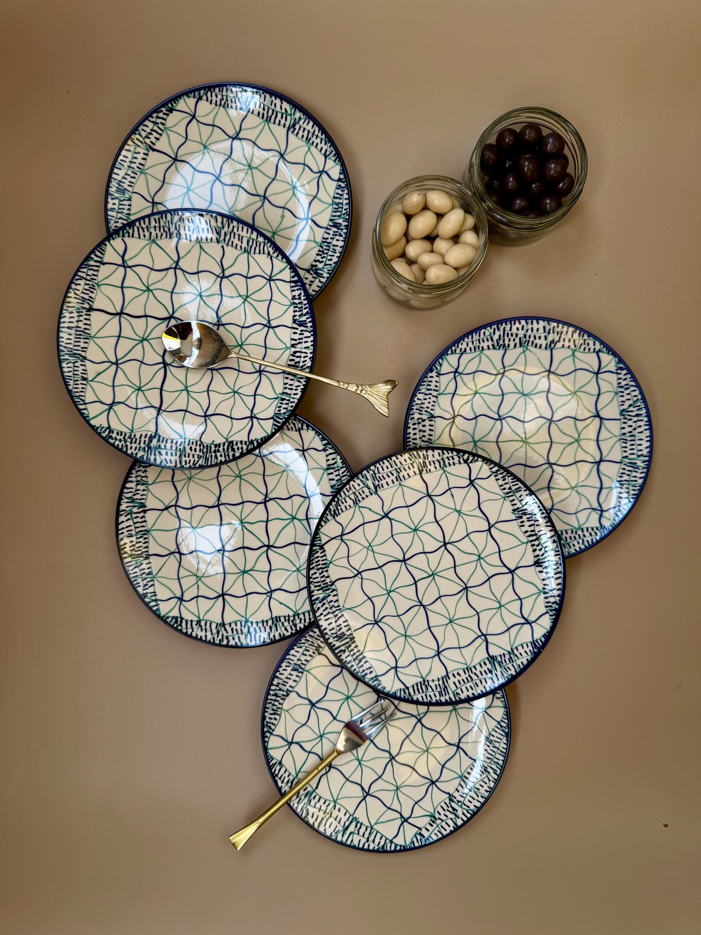 Doodle Quarter Plates