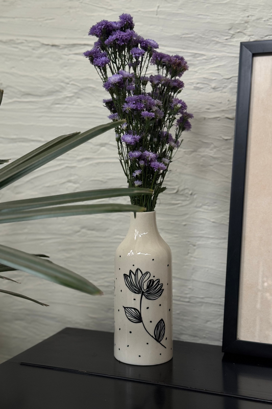 Zuri Vase