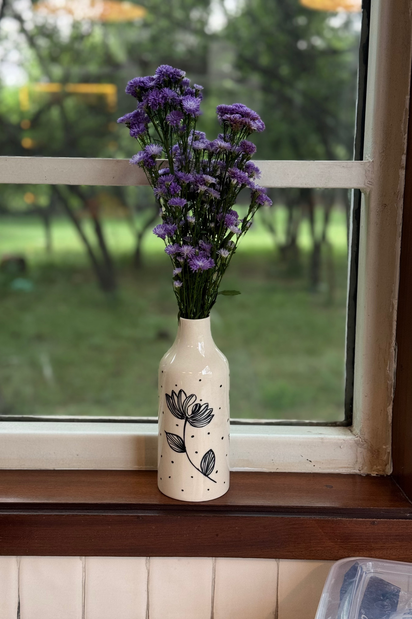 Zuri Vase