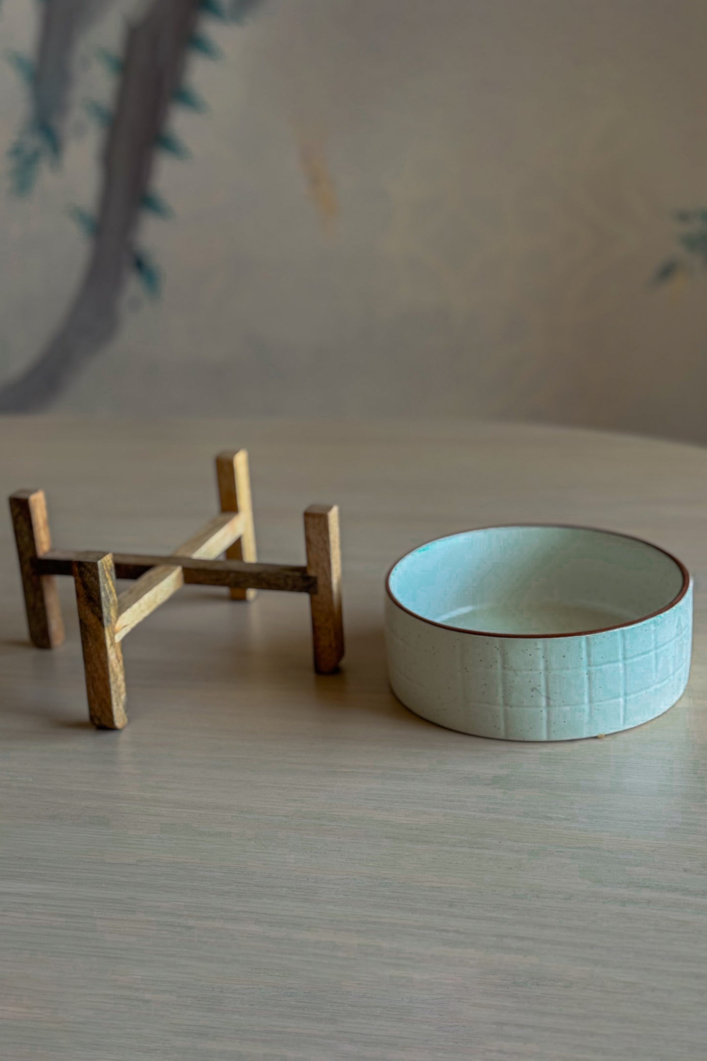 Grid Bowl & Stand Set